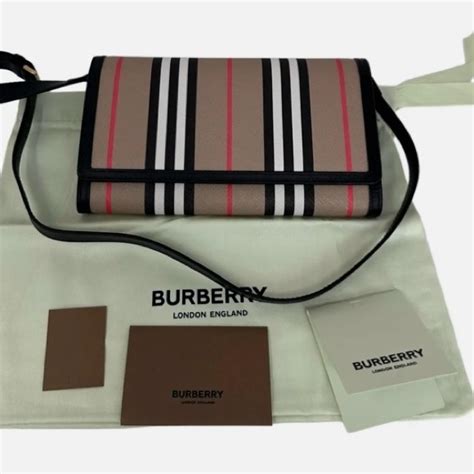 Burberry Hannah Icon Stripe Wallet